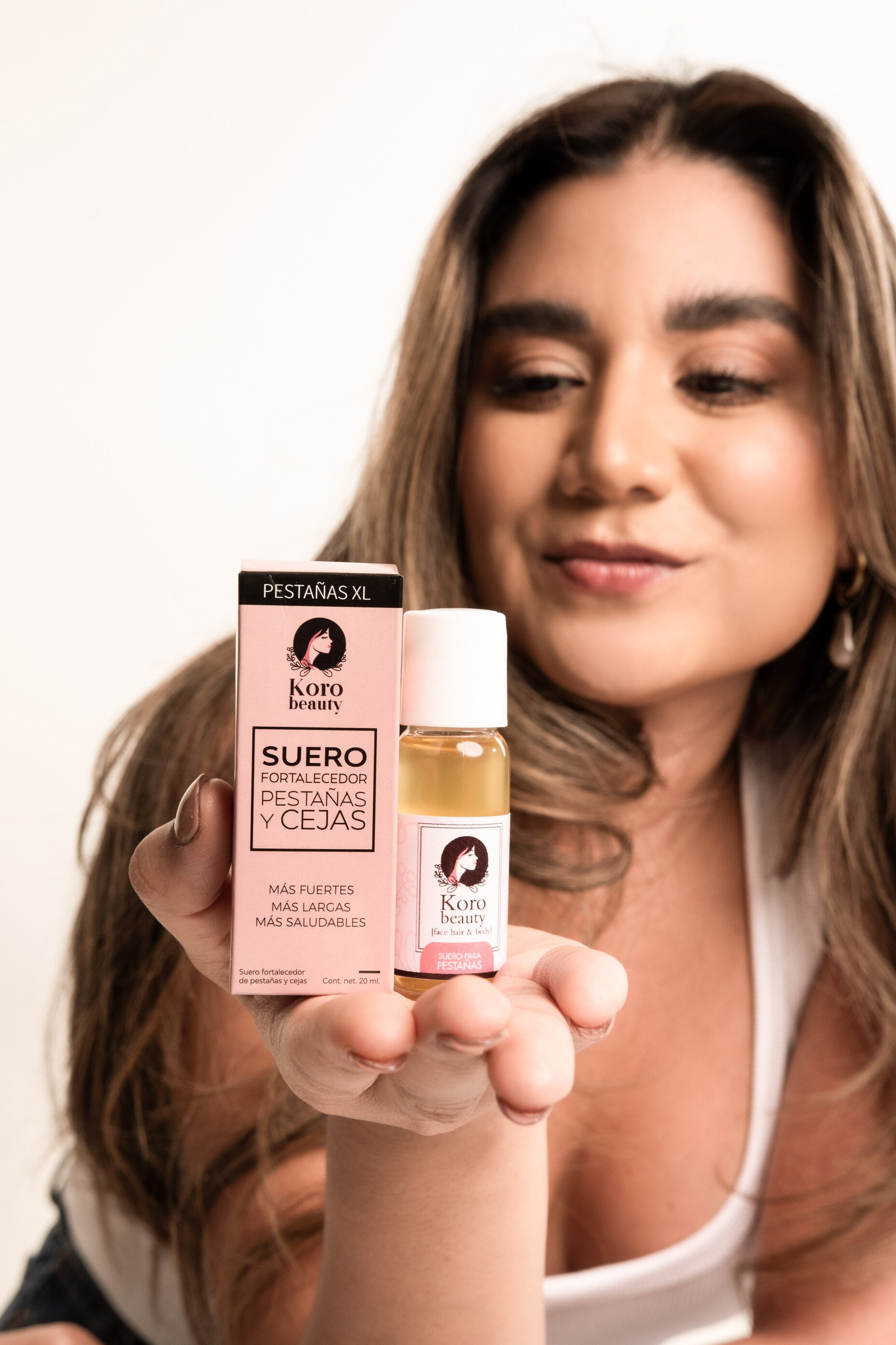 Suero para pestañas y cejas